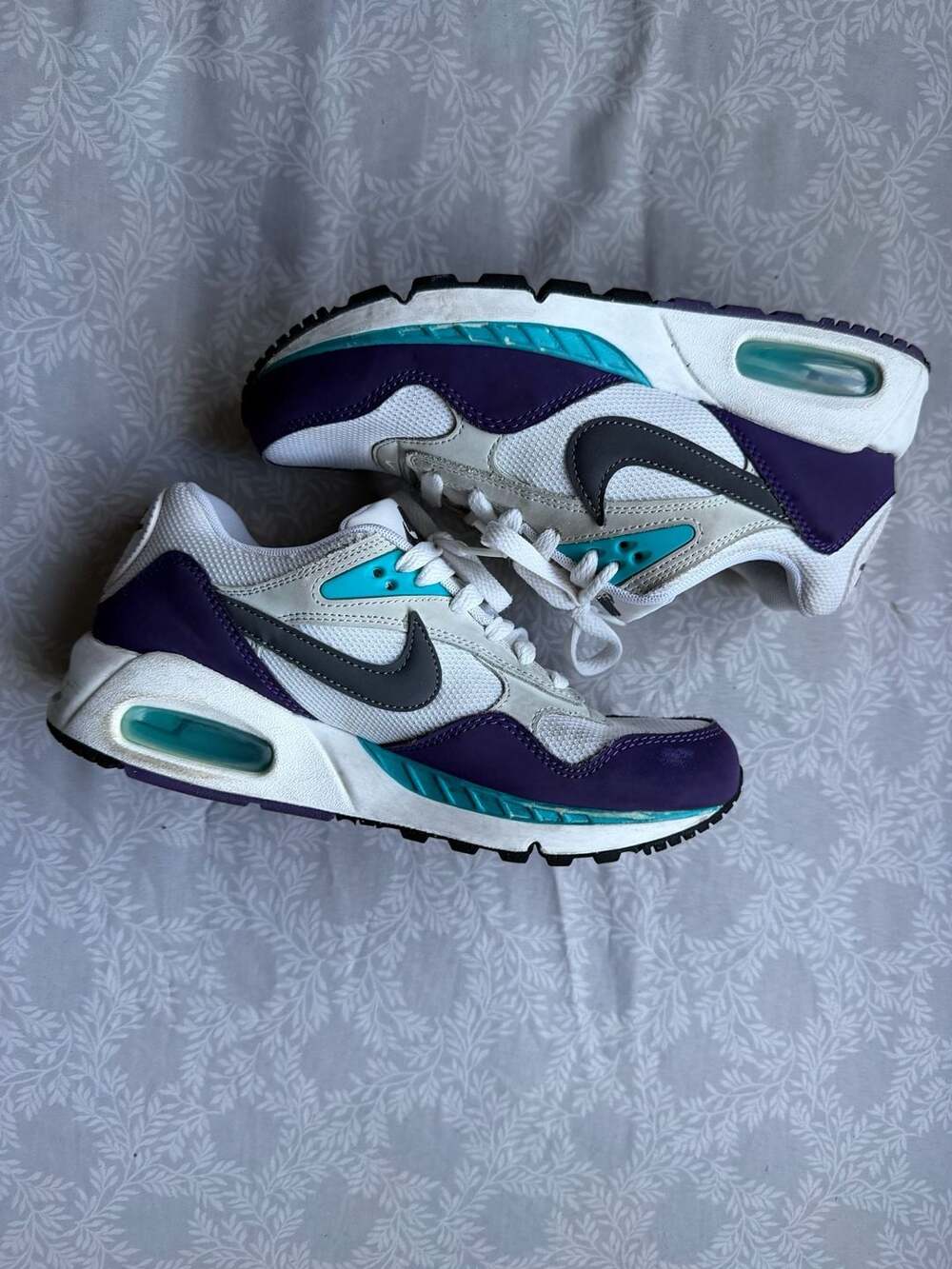 Nike Air Max Correlate Women's White Purple Turquoise 511417-153 Size 9.5